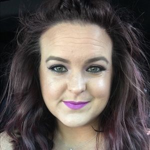 Meet your Posher, Adrianna